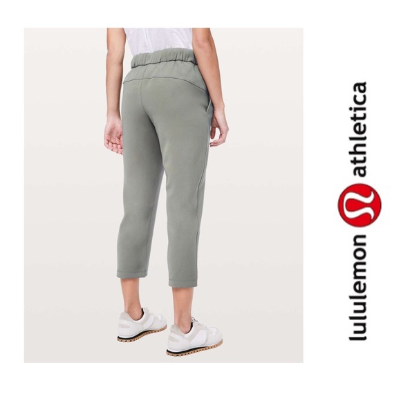 Lululemon On the Fly grey sage 23” crop woven Pants 6 - Picture 2 of 7